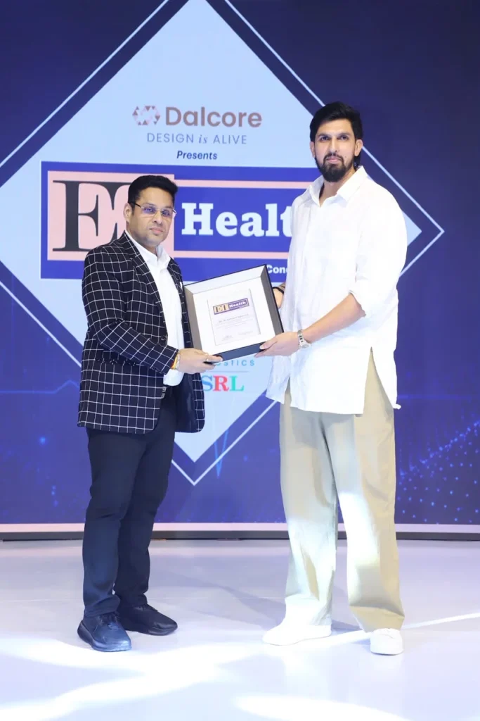 Dr. Prashant Saxena awarded Leading Pulmonologist of the Year 2026 at ET Health Conclave Awards